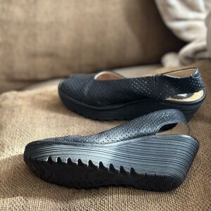 Fly London shoes in great condition size 37